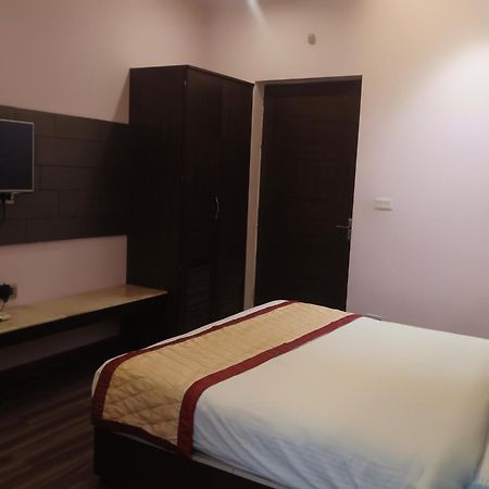 Hotel Rudra Vilas Agra  Ngoại thất bức ảnh