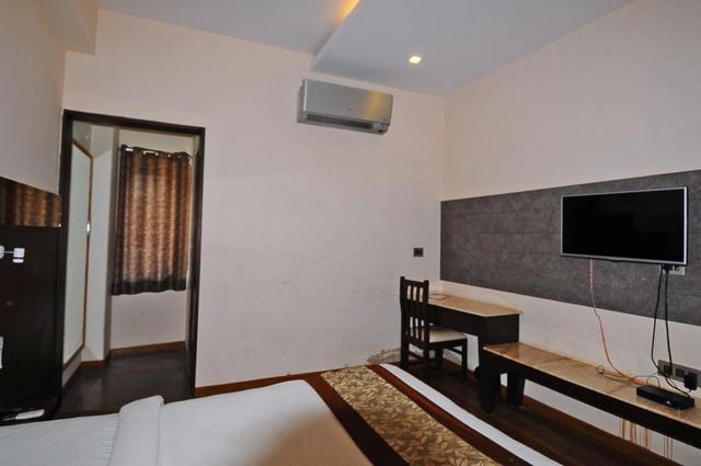 Hotel Rudra Vilas Agra  Ngoại thất bức ảnh