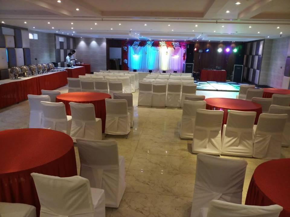 Hotel Rudra Vilas Agra  Ngoại thất bức ảnh