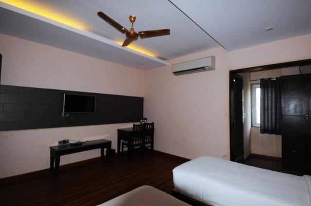 Hotel Rudra Vilas Agra  Ngoại thất bức ảnh